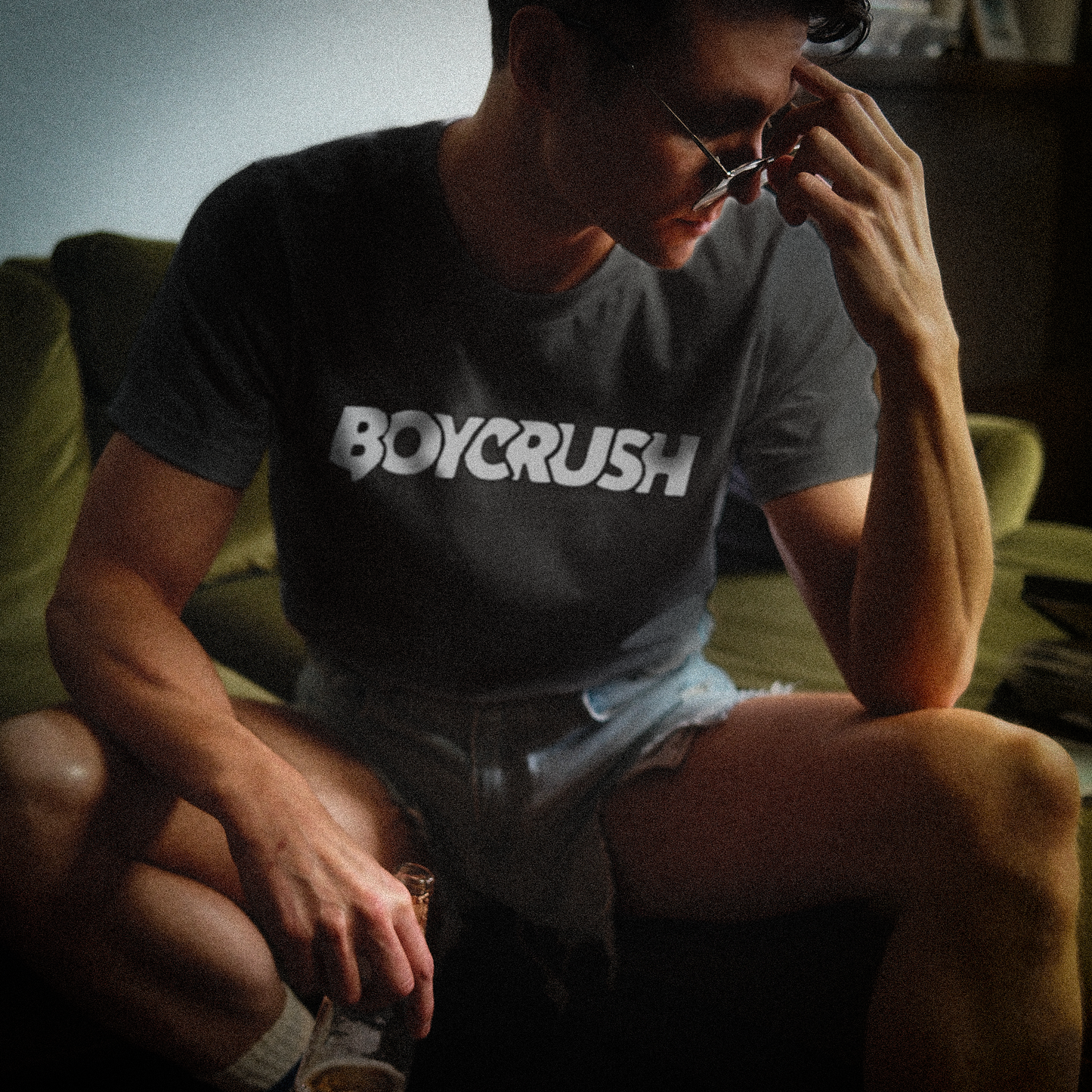 BOYCRUSH 12" logo TEE